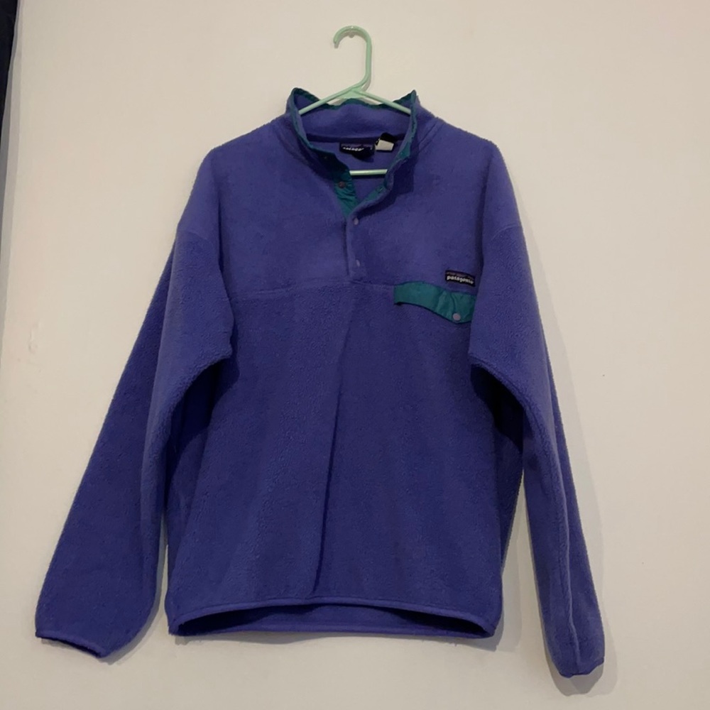 PURPLE PATAGONIA BUTTON UP